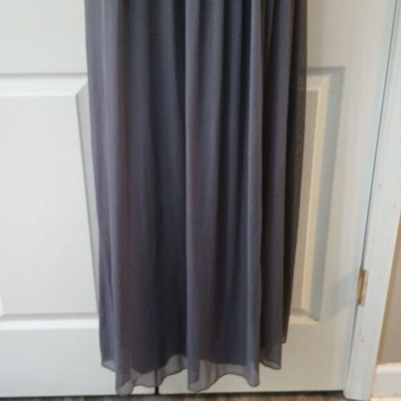 David's Bridal Gray lace upper pleated skirting one shoulder dress  Sz 4 - Picture 2 of 6